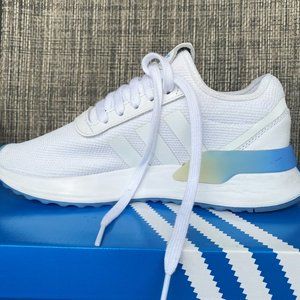 ADIDAS - Women's size 8 white/blue trainers